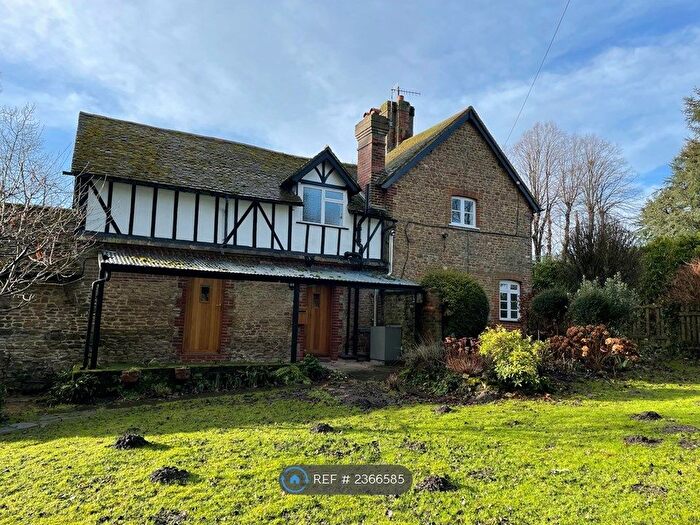 3 Bedroom Semi-Detached House To Rent In Loseley Park, Guildford, GU3