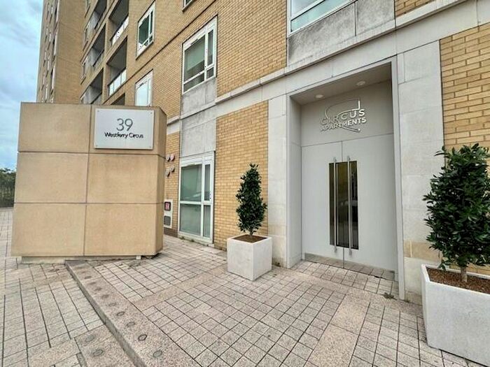 2 Bedroom Flat To Rent In Circus Apartments, Canary Wharf, E14