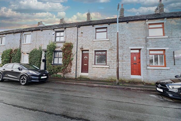 2 Bedroom Terraced House For Sale In Bankbottom, Hadfield, Glossop, SK13