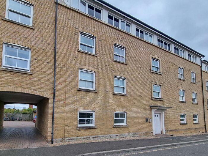 2 Bedroom Flat To Rent In Wickham Crescent, Braintree, Essex, CM7