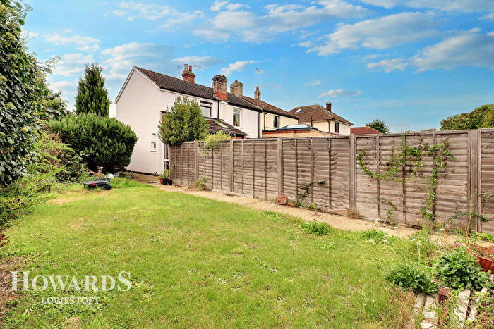2 Bedroom End Of Terrace House For Sale In Somerleyton Road, Lowestoft, NR32