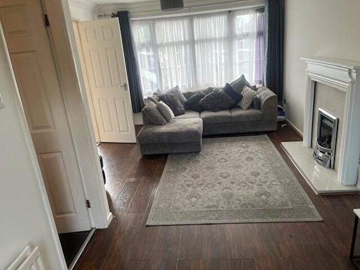 3 Bedroom Terraced House To Rent In Bramble Close, B46