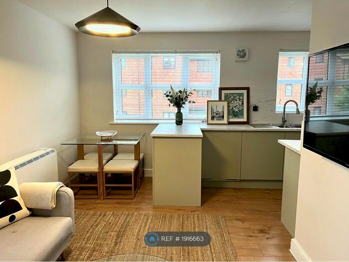 1 Bedroom Flat To Rent In Barnes House, London, SE14