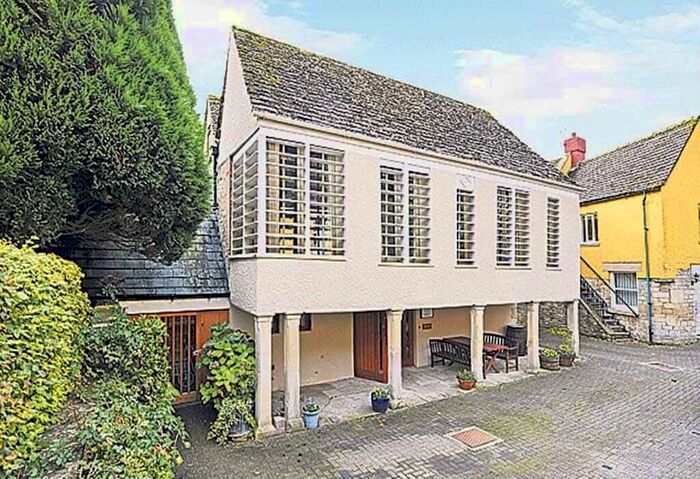 4 Bedroom Semi-Detached House To Rent In Abbey Brewery, Market Cross, Malmesbury, Wiltshire, SN16