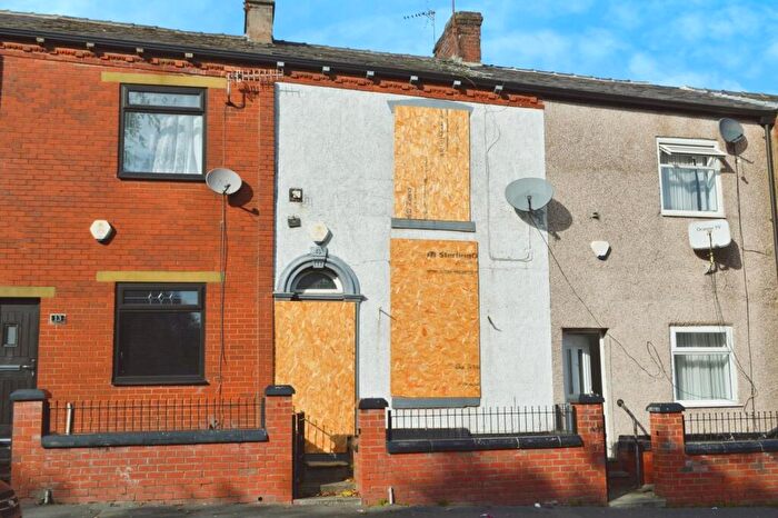 2 Bedroom Terraced House For Sale In Broadway Street, Oldham, OL8