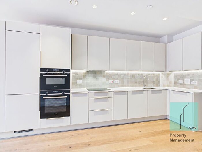 1 Bedroom Flat To Rent In Civic Avenue, London, W6