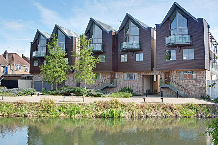 2 Bedroom Apartment To Rent In Dolphin Yard, Hertford, SG14