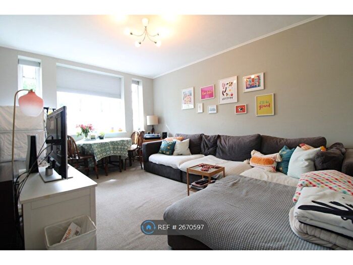 1 Bedroom Flat To Rent In St. Cyprians Street, London, SW17