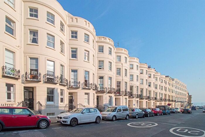 2 Bedroom Flat To Rent In Lansdowne Place, Hove, BN3