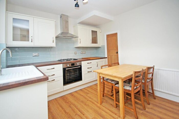 2 Bedroom Semi Detached House To Rent In Castle Grove Avenue, Headingley, Leeds, LS6