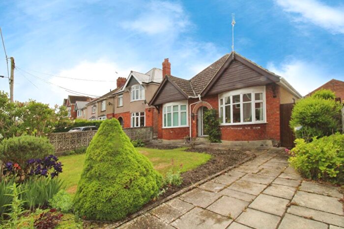 3 Bedroom Detached Bungalow For Sale In Station Road, Purton, SN5