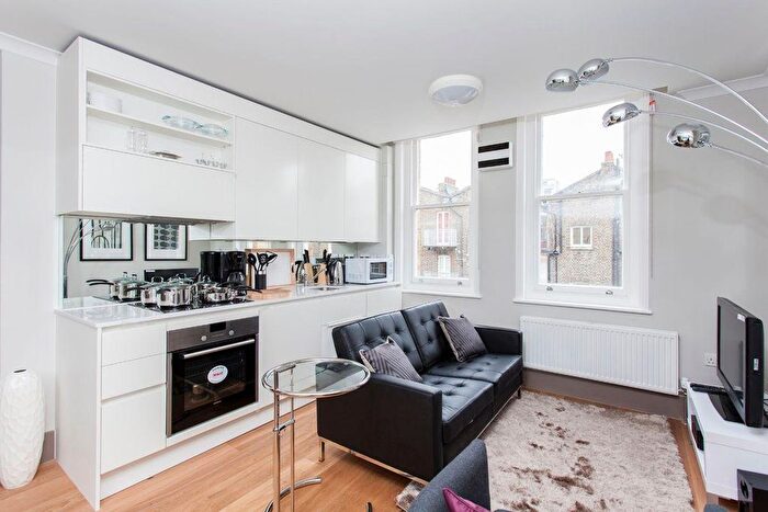 1 Bedroom Flat To Rent In Cleveland Street, London, W1T