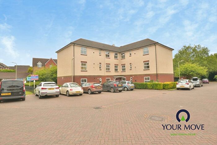 2 Bedroom Flat For Sale In Alderney Way, Kennington, Ashford, Kent, TN24