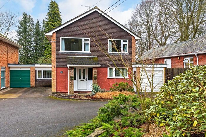 4 Bedroom Detached House For Sale In Harestock Road, Winchester, SO22