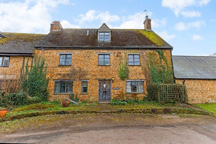 4 Bedroom Cottage For Sale In The Lane, Hempton, OX15