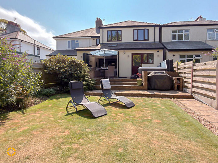 4 Bedroom Semi-Detached House For Sale In First Avenue, Wrea Green, PR4