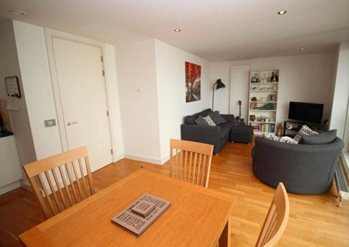 2 Bedroom Property To Rent In Queens Terrace, London, St Johns Wood, NW8
