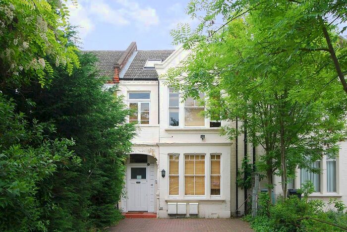 2 Bedroom Flat To Rent In Upper Tulse Hill, Tulse Hill, London, SW2