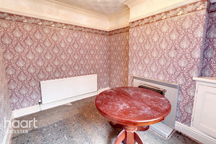 2 Bedroom Terraced House For Sale In Rowsley Street, Leicester, LE5