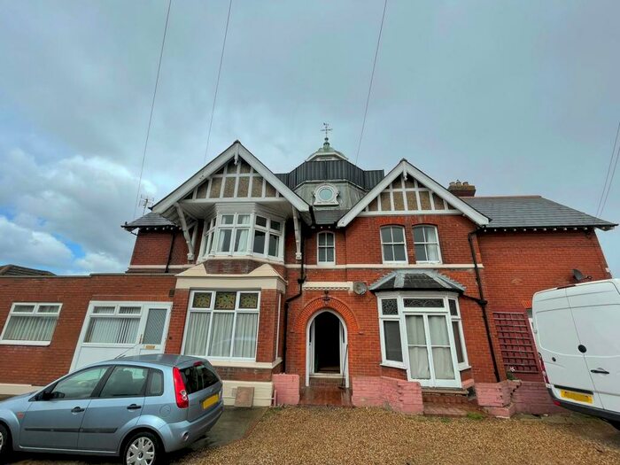 1 Bedroom Property To Rent In Clacton On Sea, Essex, CO15