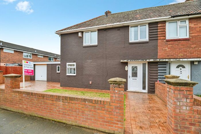3 Bedroom Semi-Detached House For Sale In Grantley Avenue, Middlesbrough, TS3