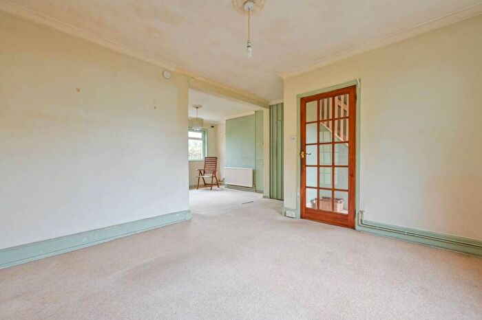 3 Bedroom House For Sale In Juniper Terrace, The Common, Shalford, Guildford, GU4
