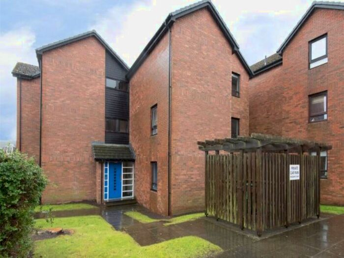 2 Bedroom Flat To Rent In Shepherds Loan, Dundee, DD2