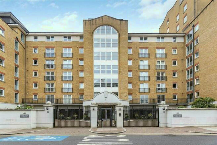 2 Bedroom Apartment To Rent In Victoria Wharf, Narrow Street, E14