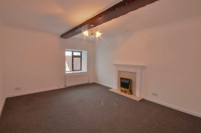 1 Bedroom Apartment To Rent In Low Street, Sherburn In Elmet, LS25