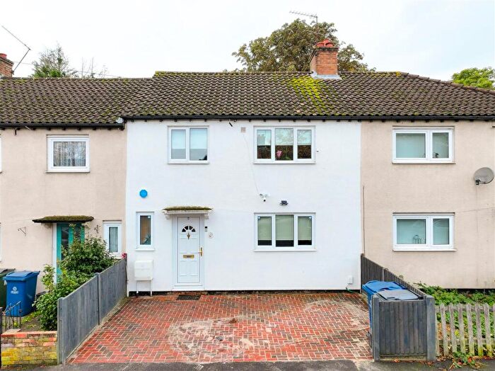 4 Bedroom House To Rent In The Broadway, Harrow, HA3