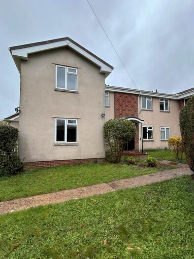 5 Bedroom Semi-Detached House To Rent In Lower Hill Barton Road, Exeter, EX1