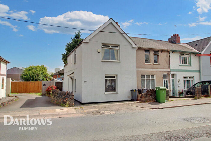 3 Bedroom End Of Terrace House For Sale In New Road, Cardiff, CF3