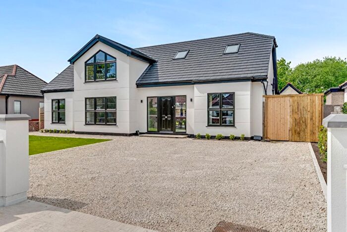 4 Bedroom Detached House For Sale In Liverpool Road, Southport, PR8