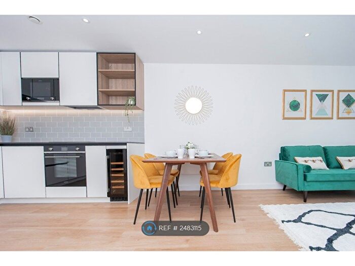 2 Bedroom Flat To Rent In Fairbank House, London, NW9