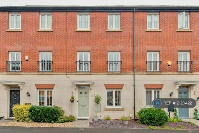 4 Bedroom Terraced House To Rent In North Croft, Atherton, Manchester, M46