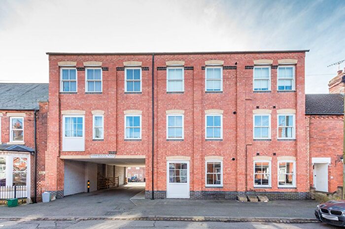 2 Bedroom Flat To Rent In Harborough Place, Rushden, NN10