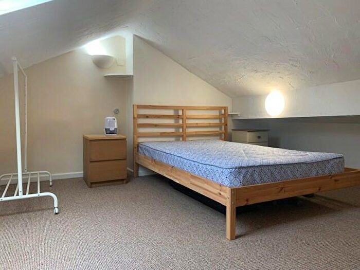 3 Bedroom Terraced House To Rent In Stanley Avenue, Rusholme, Manchester, M14