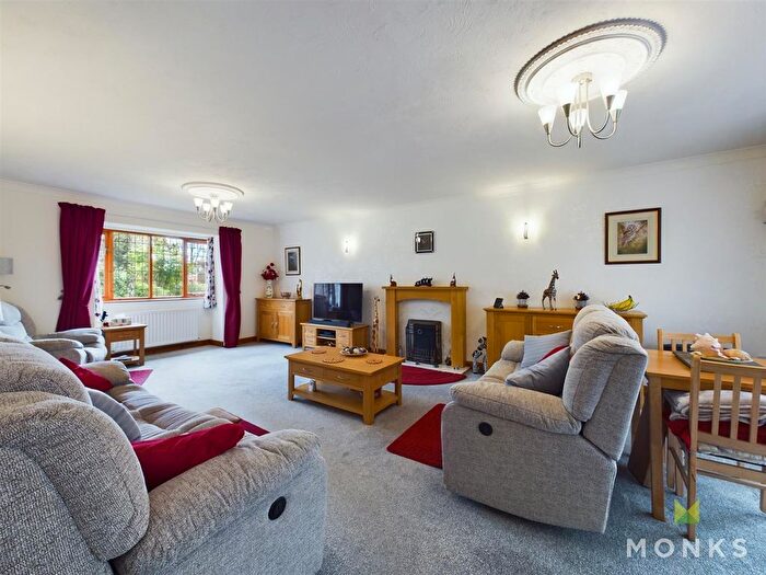 4 Bedroom Detached House For Sale In Watkin Drive, Oswestry, SY11