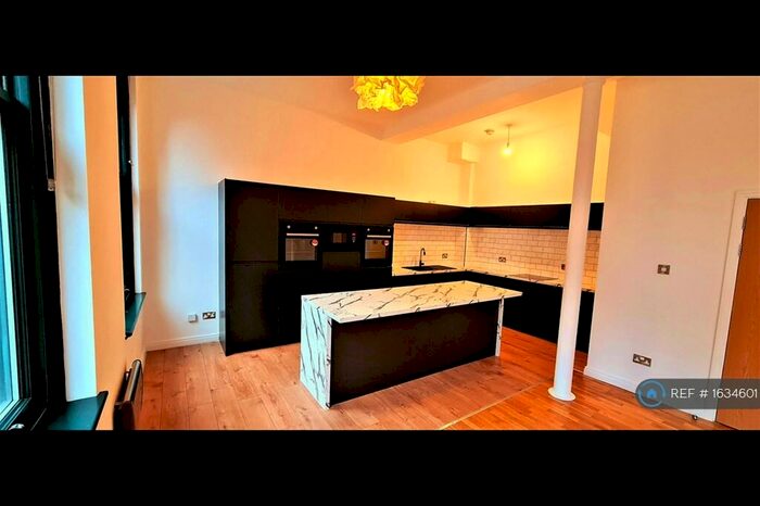 2 Bedroom Flat To Rent In Thomas Street, Manchester, M4