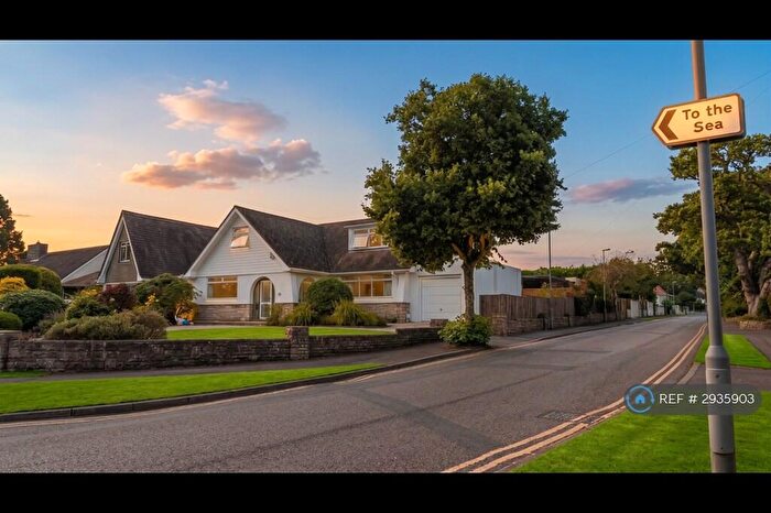4 Bedroom Detached House To Rent In Montagu Road, Christchurch, BH23