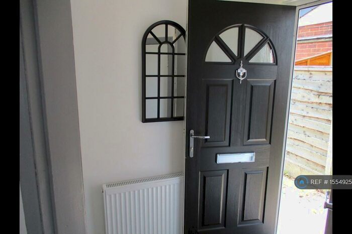 2 Bedroom Semi-Detached House To Rent In Dunkerley Avenue, Failsworth, Manchester, M35