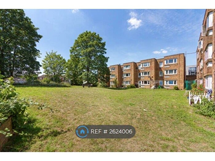 1 Bedroom Flat To Rent In Woodland Grove, London, SE10