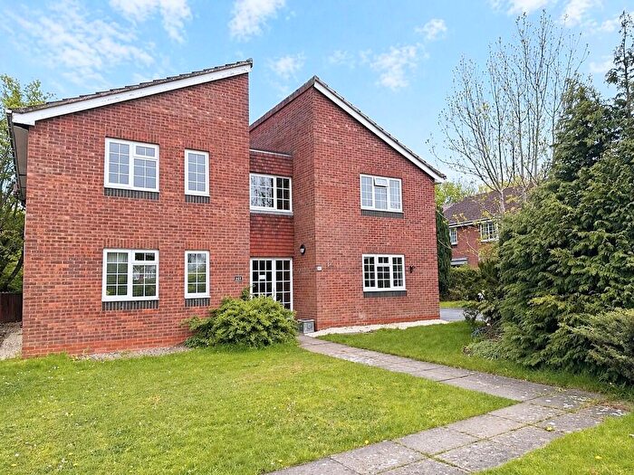 1 Bedroom Apartment To Rent In Ebourne Close, Kenilworth, CV8