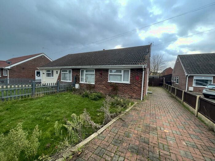 2 Bedroom Bungalow To Rent In Queensway, Caister-on-Sea, Great Yarmouth, NR30