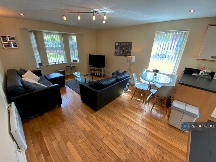 2 Bedroom Flat To Rent In The Junxion, Leeds, LS5