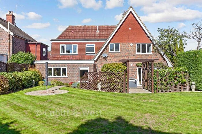 4 Bedroom Detached House For Sale In Woods Hill Lane, Ashurst Wood, East Grinstead, West Sussex, RH19