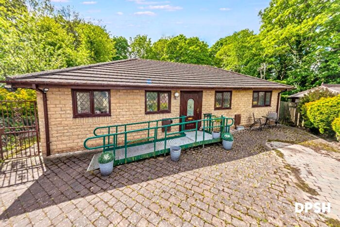 3 Bedroom Detached Bungalow For Sale In Clark Spring Rise, Morley, Leeds, LS27