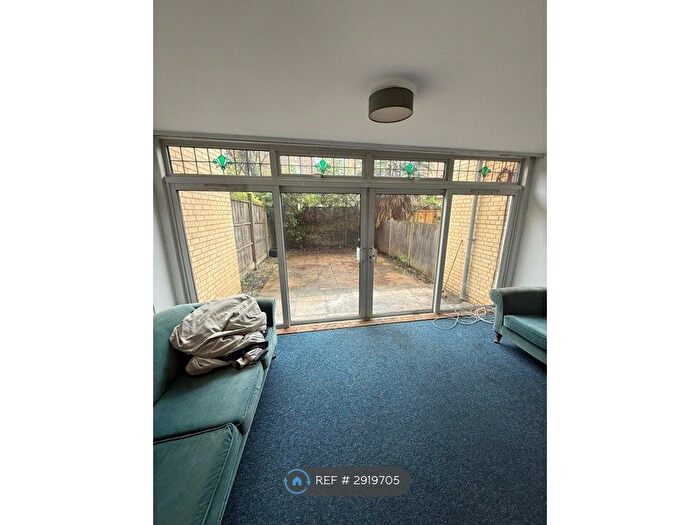 3 Bedroom Maisonette To Rent In Bassett Street, London, NW5