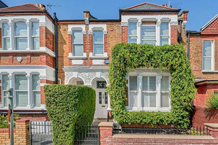 4 Bedroom Terraced House For Sale In Oakhill Road, Putney, SW15