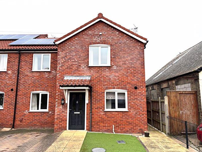 2 Bedroom End Of Terrace House To Rent In Harold Road, Lowestoft, NR33